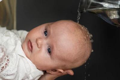 Co na chrzest daje matka chrzestna?