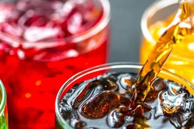 Czy słodzone napoje mają związek z zaburzeniami lękowymi u młodzieży?