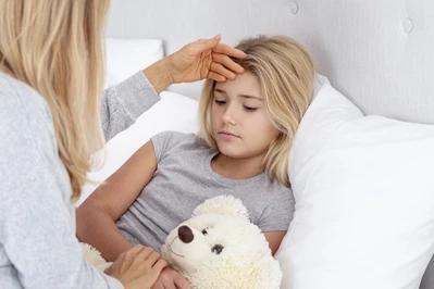 Zapalenie opon mózgowych – objawy, przyczyny, leczenie
