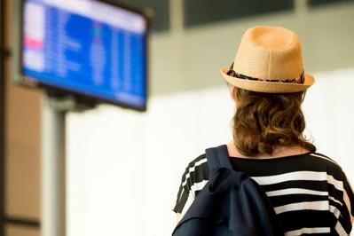 Poród w samolocie – co jeśli dziecko urodzi się podczas lotu?