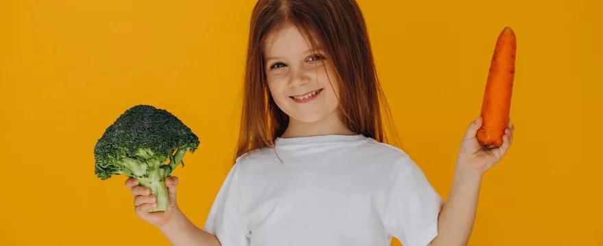 Ile dziecko powinno jeść warzyw i owoców dziennie?