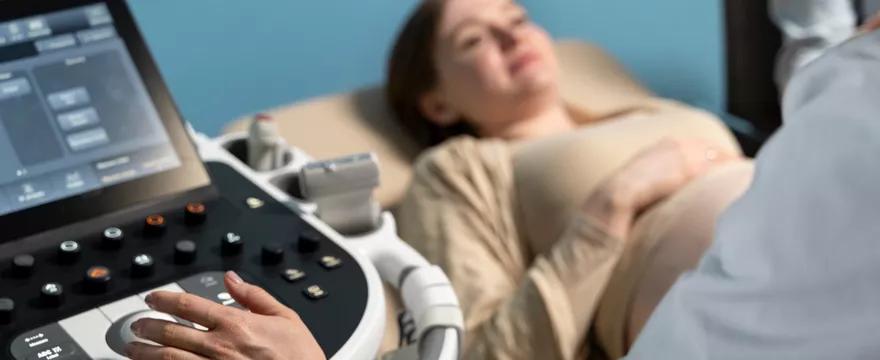 Kiedy wykonuje się USG transwaginalne?