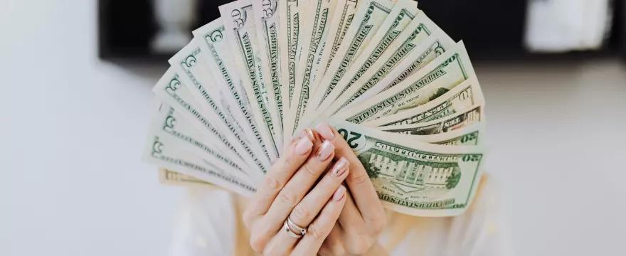 Kosiniakowe 2026 – komu przysługuje świadczenie rodzicielskie i ile wynosi?