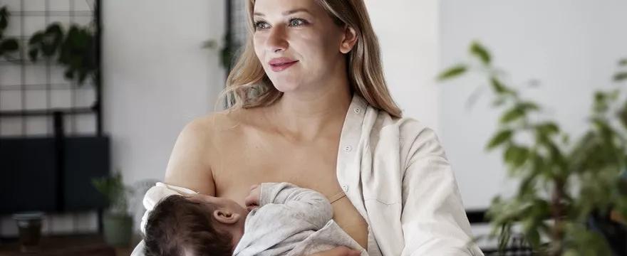 Karmienie piersią – to się przyda! LISTA must have dla mamy i dziecka