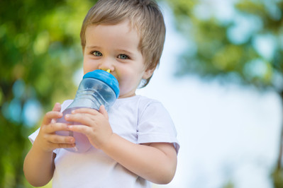 Woda  w diecie dziecka
