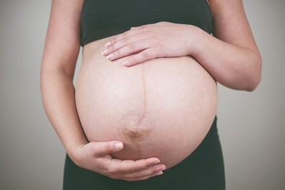 Swędząca skóra w ciąży – jak rozpoznać przyczynę?