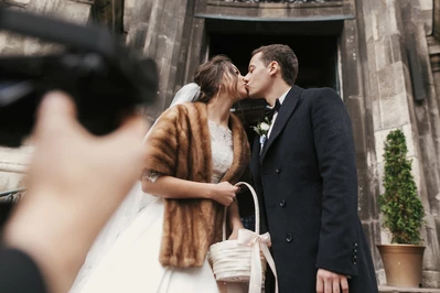 Na co zwrócić uwagę podczas wyboru fotografa na wesele i ślub?