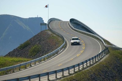 Planujesz podróż do Norwegii? Sprawdź, jakie środki transportu są obecnie najbezpieczniejsze w kraju fiordów