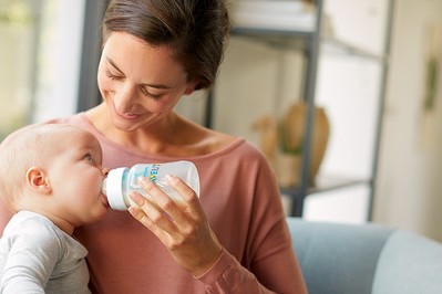 TESTOWANIE: butelki do karmienia niemowląt z klinicznie udowodnionym systemem antykolkowym