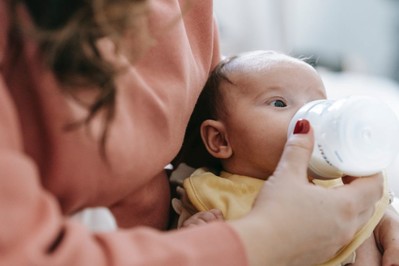 Co musisz wiedzieć o mleku dla niemowlęcia?