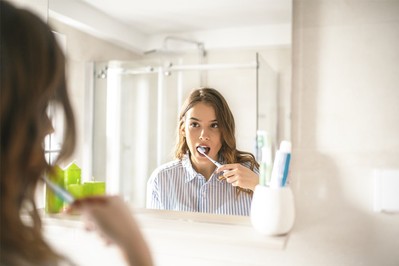 Zapalenie dziąseł: jak dbać o higienę jamy ustnej w ciąży?