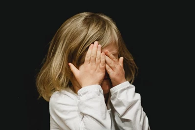 Wirusowe zapalenie spojówek u dzieci: jak się objawia?