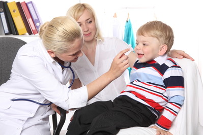 Zapalenie gardła u dziecka - wirusowe czy bakteryjne?