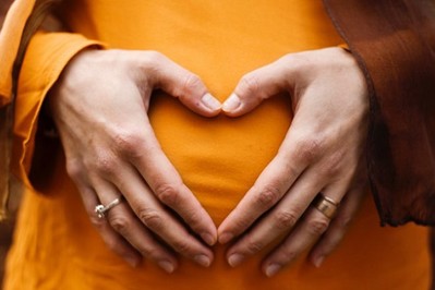 Ciąża plus: pakiet wsparcia dla kobiet w ciąży, w tym darmowe leki