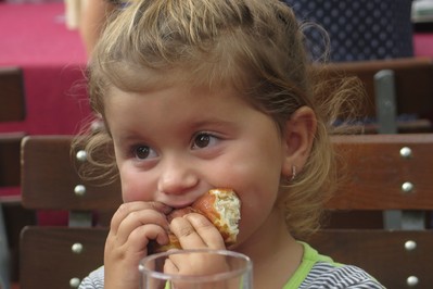  Porady psychologa – co robić, gdy dziecko nie chce jeść? QUIZ z nagrodami!