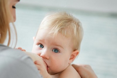 Karmienie piersią: wielkie korzyści z naturalnego karmienia dla dziecka i mamy!