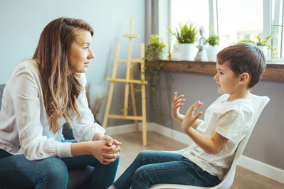 Kiedy warto skorzystać z usług psychologa dziecięcego?
