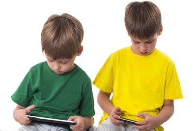 Wirtualne podwórko- dziecięcy świat z dorosłymi problemami