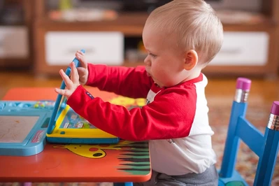 Przygotowanie trzylatka do przedszkola: jak pomóc maluchowi w tym okresie?
