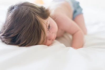 Dobry sen dziecka: jak o to zadbać? Odżywianie, aktywność, sypialnia