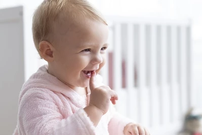 Kiedy dziecku wychodzą zęby? Z tym bywa różnie