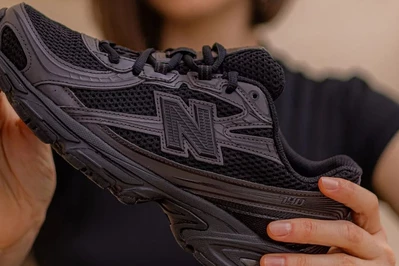 Najmodniejsze damskie sneakersy New Balance na jesień 2026 - przegląd aktualnych trend&oacute;w ze StreetStyle24