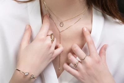 Biżuteria personalizowana dla dziewczyny, żony i mamy – propozycje od Mokait