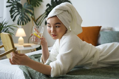 Domowe SPA dla mamy – jak zorganizować relaksujący wieczór?