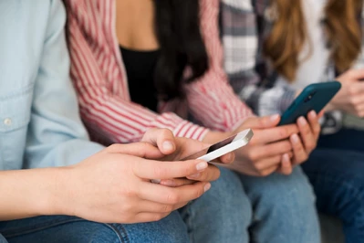 Ograniczenie social medi&oacute;w dla dzieci w Polsce