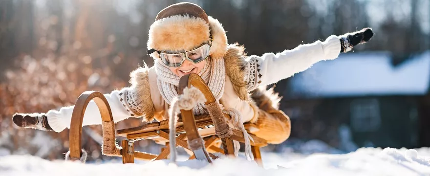 Sanki, które będą bezpieczne i wygodne dla dzieci - jakie wybrać?