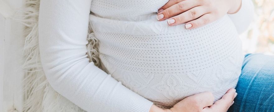 Ciąże Polek będą rejestrowane! Niedzielski podpisał rozporządzenie