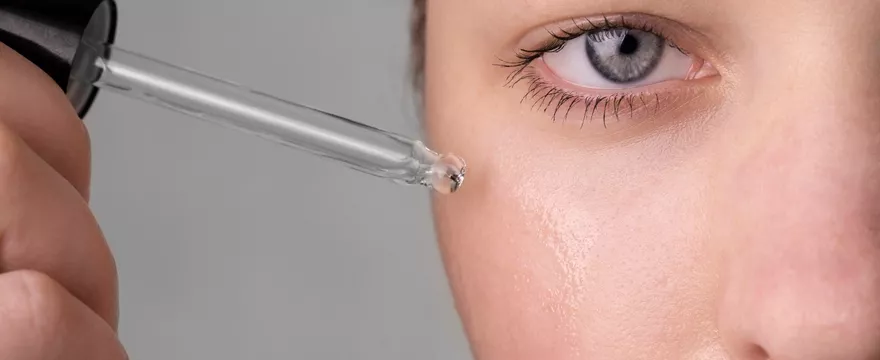 Kiedy sięgnąć po retinol i jak go stosować?
