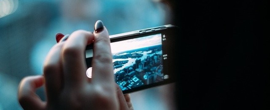 Smartfon z dobrym aparatem do 1000, 1200 i 1500 zł