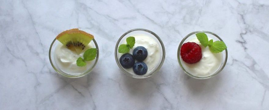 Zdrowa dieta dziecka: jak odzwyczaić dziecko od słodkich jogurtów i serków?