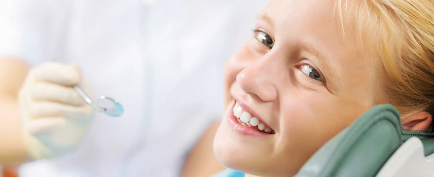 Pielęgnacja ząbków u dzieci – wywiad z lekarzem dentystą Alfa Dental