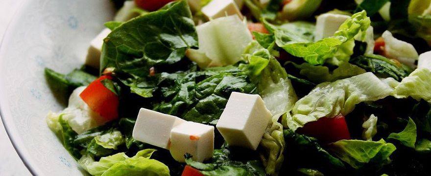 Kolacja – posiłek, którego nie warto pomijać. Kiedy najlepiej jeść kolację?