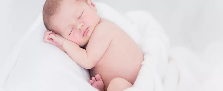 Jak ustalić rytm dnia i nocy u niemowlaka? 