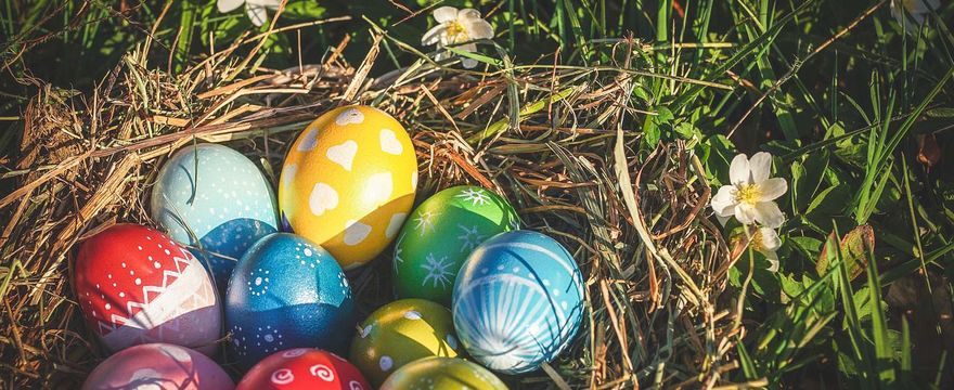 Malowanie jajek na Wielkanoc - naturalnie, woskiem, a może decoupage? FILMIKI