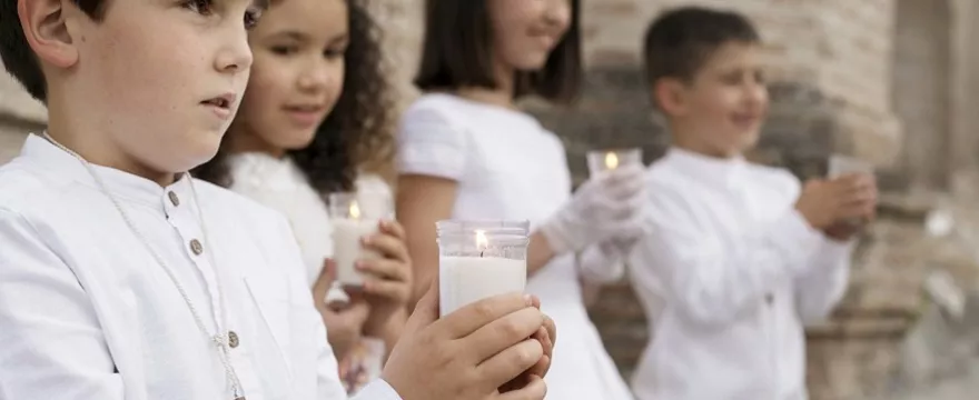 Prezenty na Komunię - ile pieniędzy na prezent na komunię?