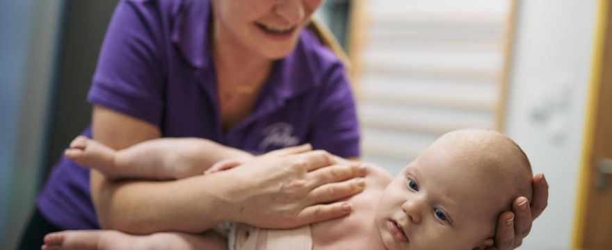 3 powody, dla których warto przyjść z niemowlakiem na konsultację do fizjoterapeuty