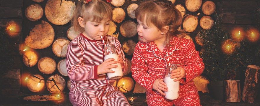Mleko z miodem dla dziecka – czy to dobry sposób na przeziębienie?