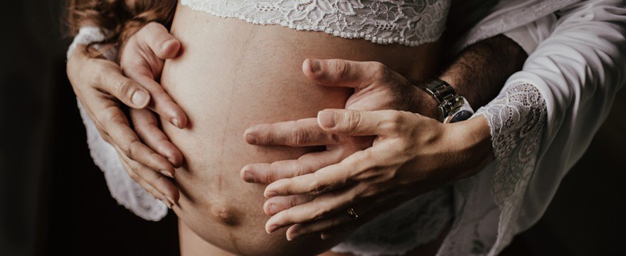 Przepuklina po ciąży? Częsta przypadłość OBJAWY i LECZENIE