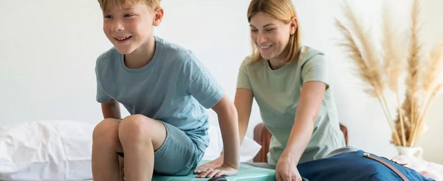 Podróżuj z dziećmi pociągiem wygodniej. Poznaj sprawdzone wskazówki dla rodziców