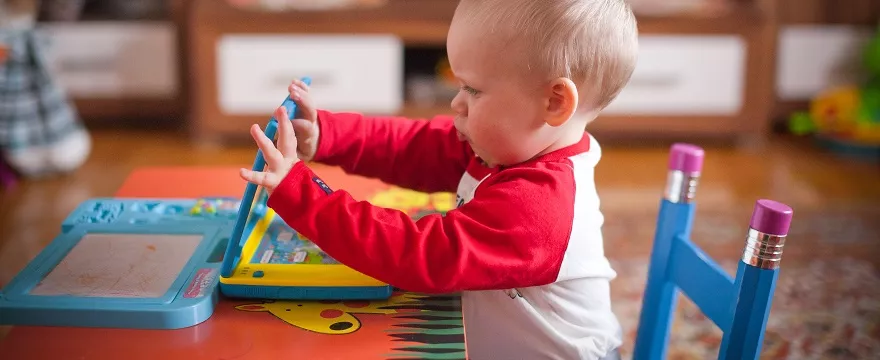 Przygotowanie trzylatka do przedszkola: jak pomóc maluchowi w tym okresie?
