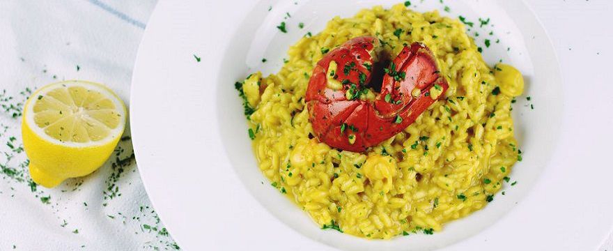 Makaron, ryż i kasza: przepisy na smaczne i zdrowe dania z domowych zapasów