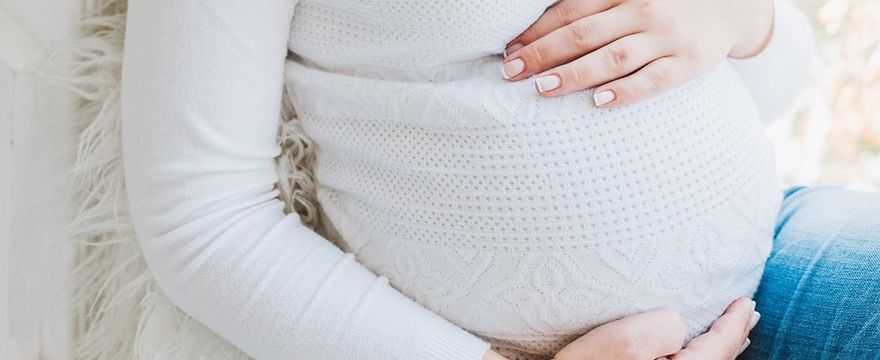 Opuchlizna w ciąży: 5 domowych sposobów na radzenie sobie z opuchlizną podczas ciąży