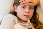 Kiedy zbijać gorączkę u dziecka?
