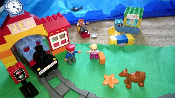 Wakacyjna  pocztówka z klocków Lego Duplo 