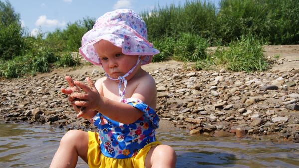 W lecie najfajniejsze są kamyczki.. W ogóle najfajniejszą rzeczą na świecie są kamyczki:)