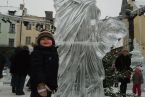 Pozowanie przy figurach lodowych w Olsztynie:)